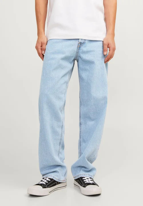Light-coloured men's jeans